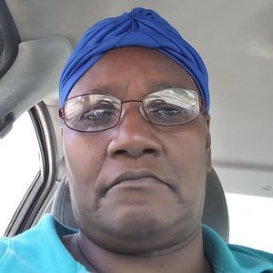 Meet your Posher, Annie